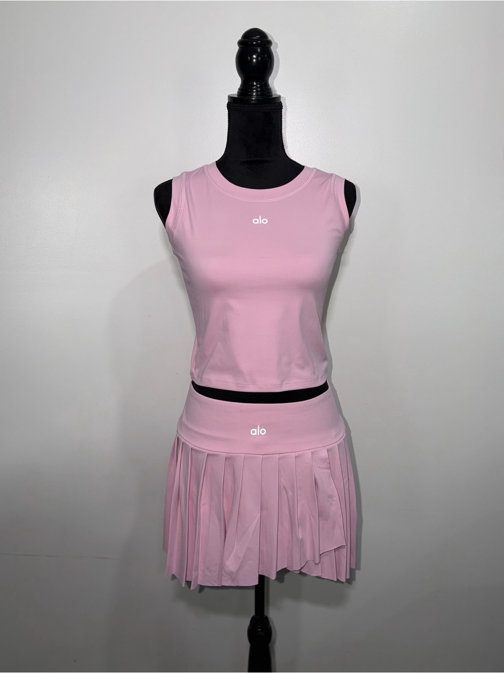 ALO Yoga Pink Pleated Tennis Skirt Set with Crop Tank